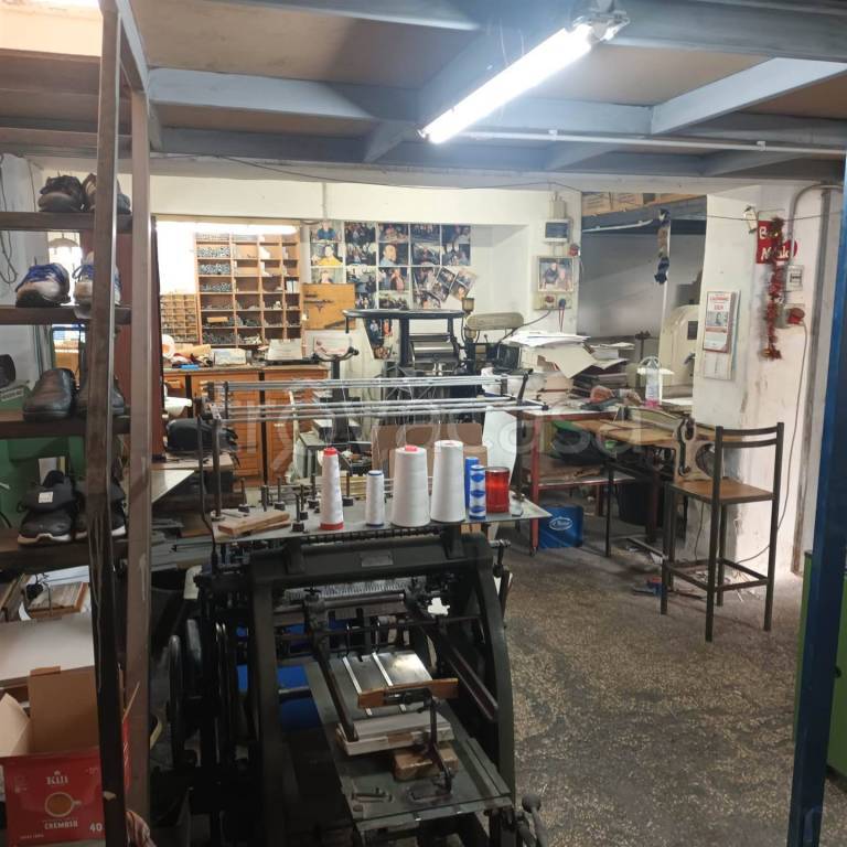 negozio in vendita a Catania