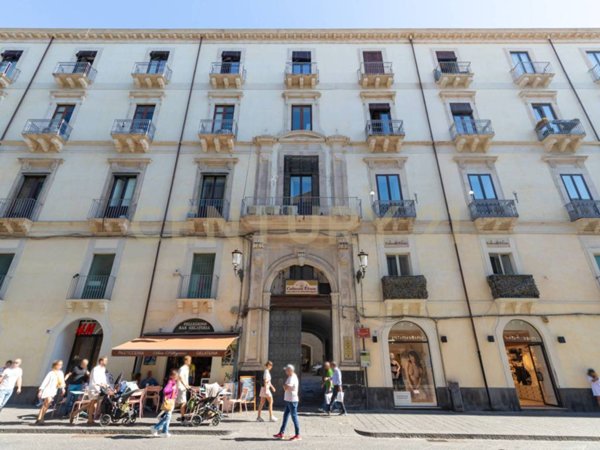 appartamento in vendita a Catania in zona Centro Storico