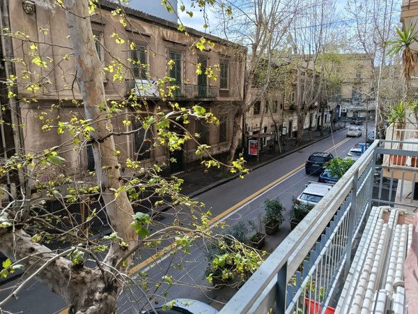 appartamento in vendita a Catania in zona Centro Storico