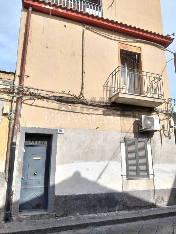 appartamento in vendita a Catania in zona Centro Storico