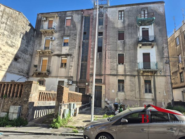 appartamento in vendita a Catania in zona Centro Storico