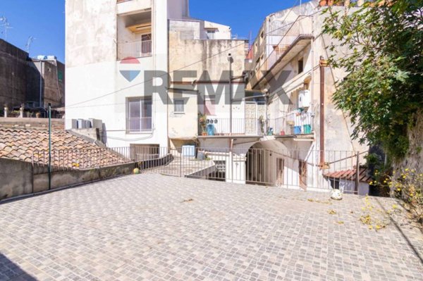 appartamento in vendita a Catania in zona Centro Storico