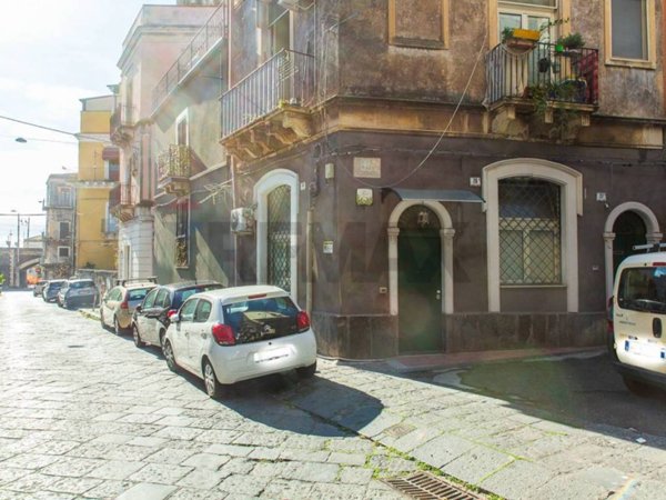 appartamento in vendita a Catania in zona Centro Storico