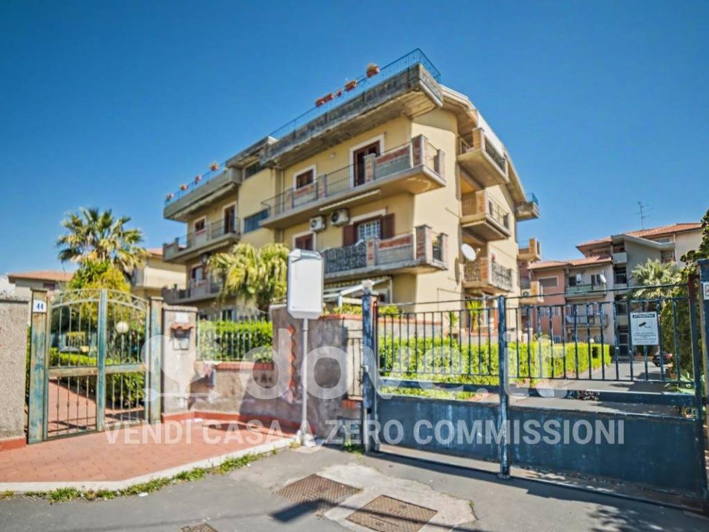 appartamento in vendita a Catania in zona Trappeto