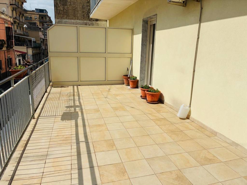 appartamento in vendita a Catania in zona Picanello