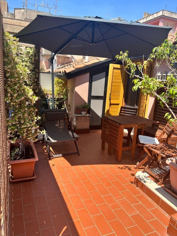 appartamento in vendita a Catania in zona Centro Storico