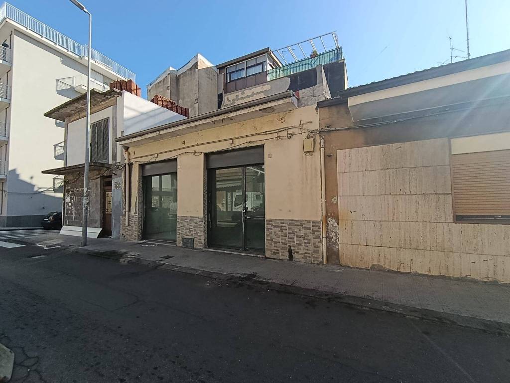 appartamento in vendita a Catania in zona Picanello