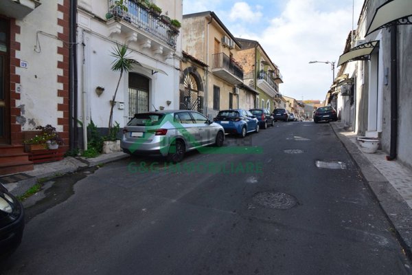 casa indipendente in vendita a Catania in zona Centro Storico