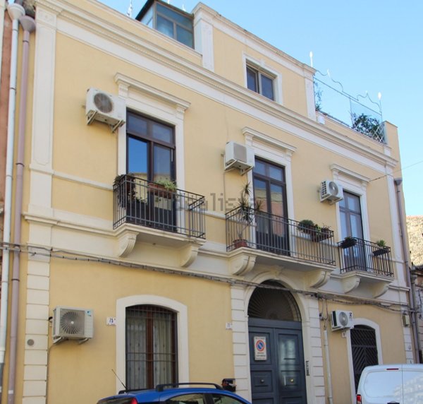 appartamento in vendita a Catania in zona Picanello