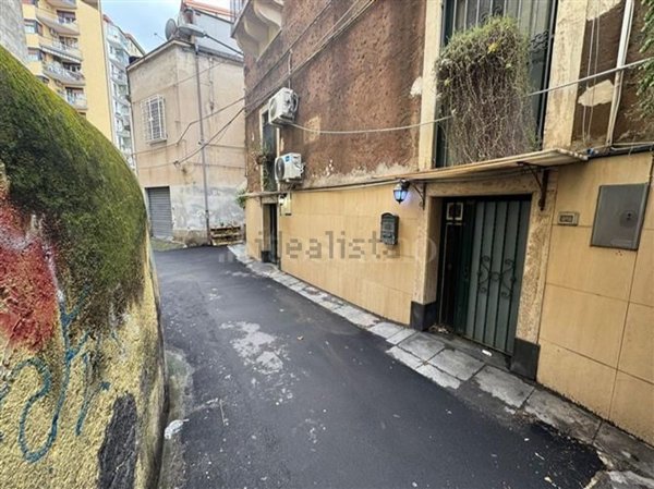 appartamento in vendita a Catania in zona Centro Storico