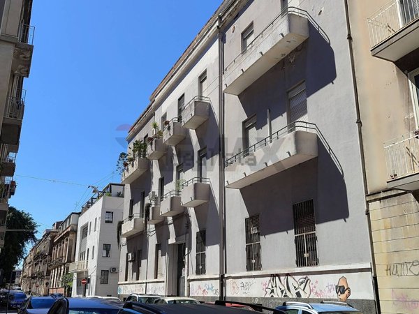 casa indipendente in vendita a Catania