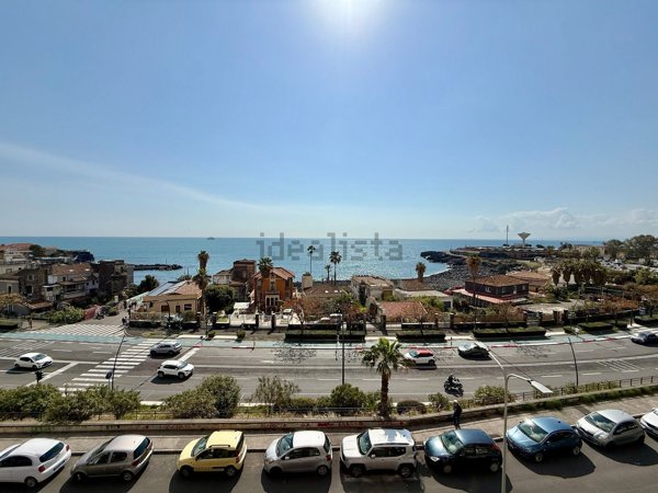 appartamento in vendita a Catania in zona Ognina