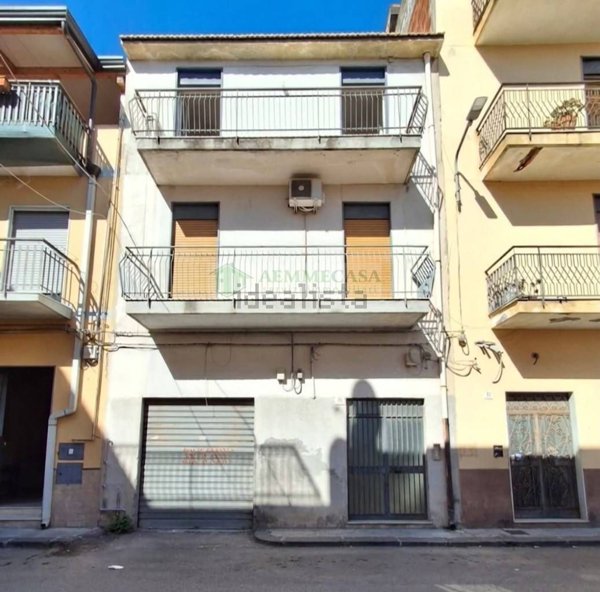 casa indipendente in vendita a Catania in zona Canalicchio