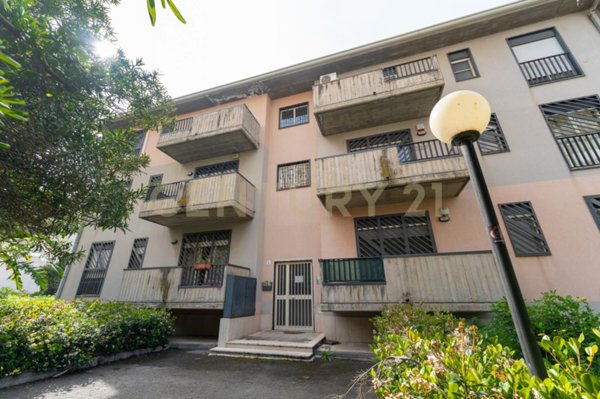 appartamento in vendita a Catania in zona Villaggio Sant'Agata