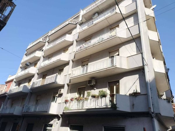 appartamento in vendita a Catania in zona Picanello