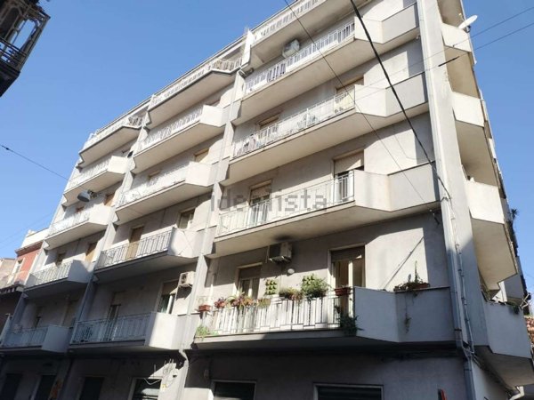 appartamento in vendita a Catania in zona Picanello