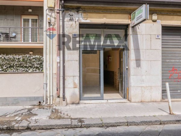 negozio in vendita a Catania in zona Picanello