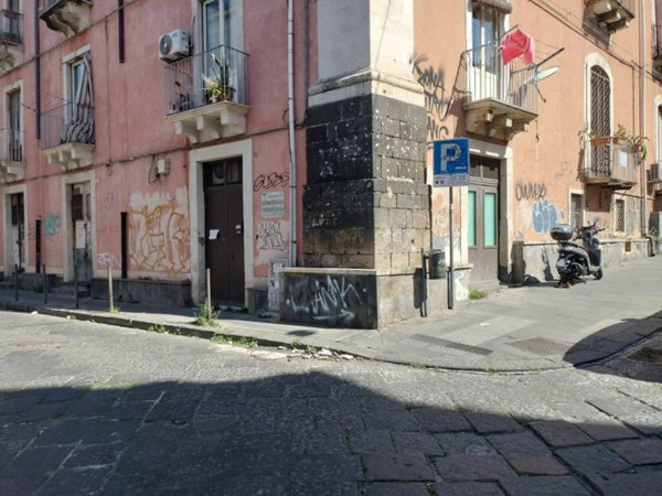 appartamento in vendita a Catania in zona Centro Storico