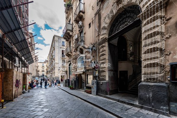 appartamento in vendita a Catania in zona Centro Storico