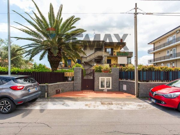 appartamento in vendita a Catania in zona Trappeto