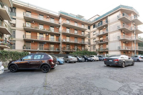 appartamento in vendita a Catania in zona Canalicchio