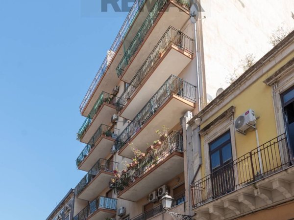 appartamento in vendita a Catania in zona Centro Storico