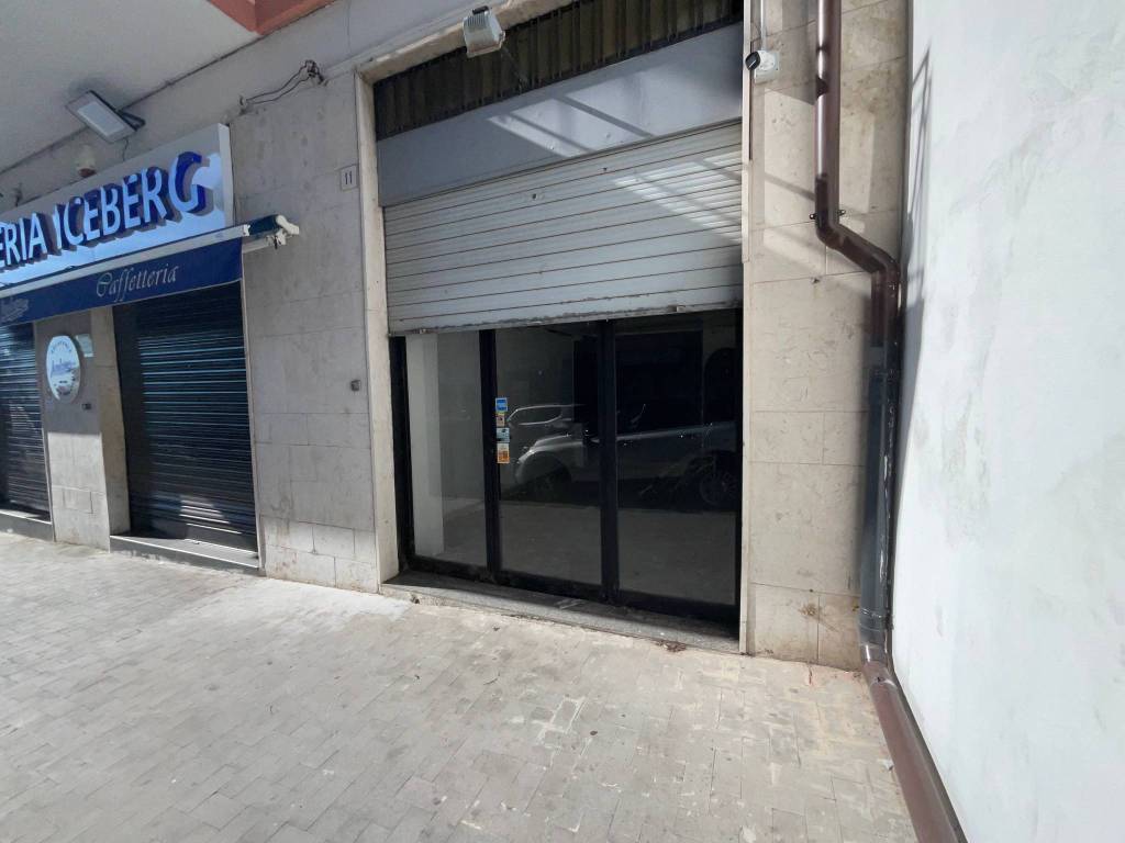 negozio in vendita a Catania