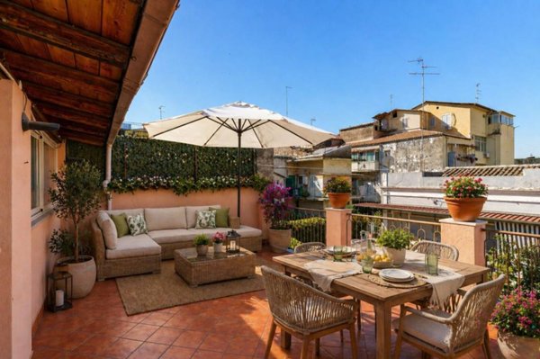 appartamento in vendita a Catania in zona Centro Storico