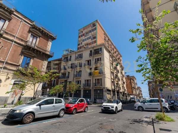 appartamento in vendita a Catania in zona Centro Storico