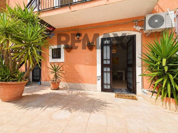appartamento in vendita a Catania in zona Picanello