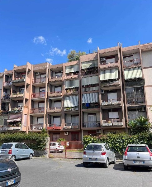 appartamento in vendita a Catania in zona Canalicchio