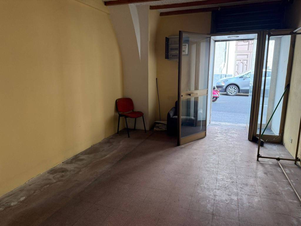 negozio in vendita a Catania in zona Centro Storico