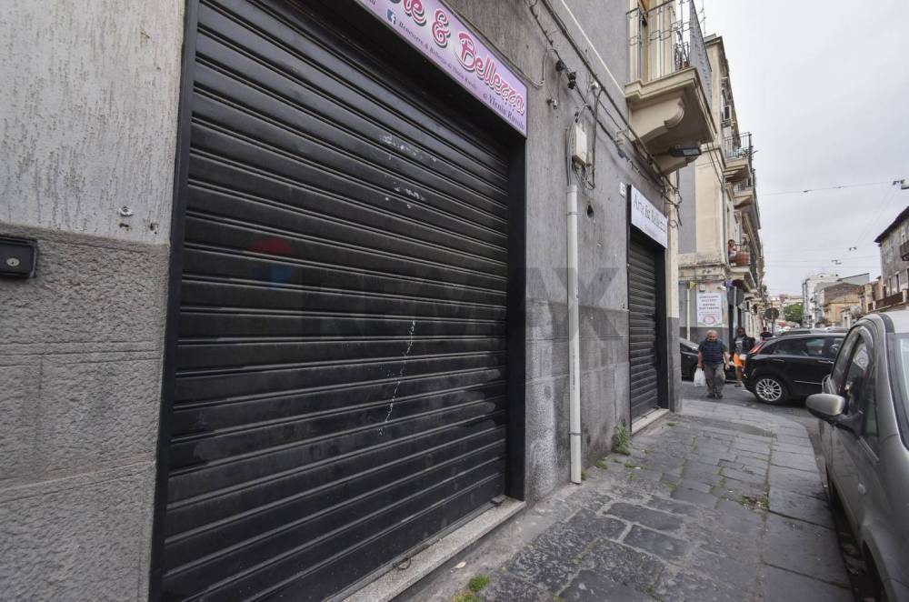 negozio in vendita a Catania in zona Centro Storico