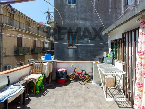 casa indipendente in vendita a Catania