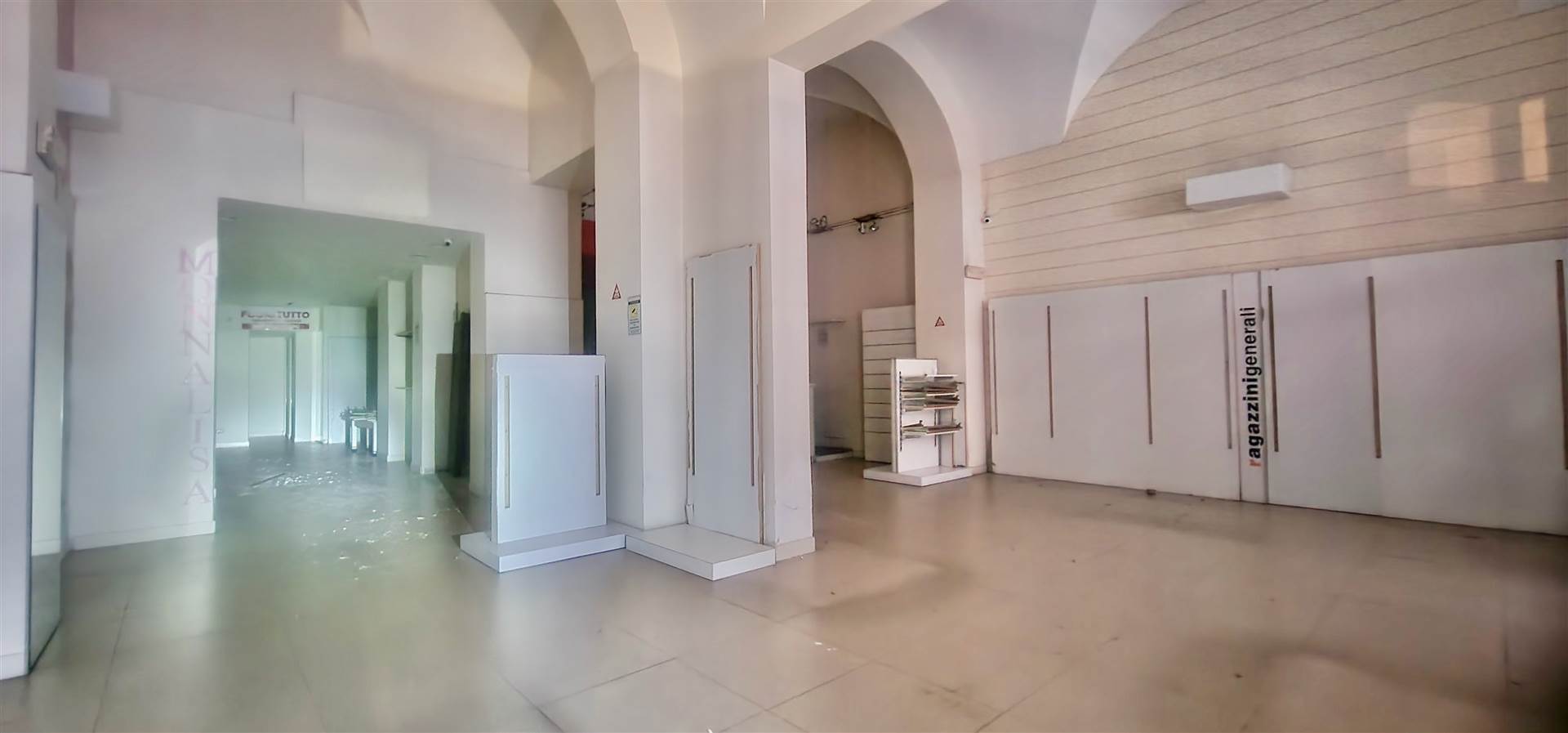 negozio in vendita a Catania in zona Centro Storico