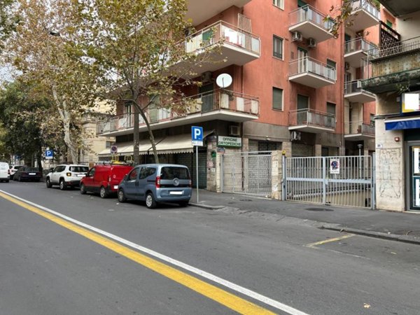 casa indipendente in vendita a Catania