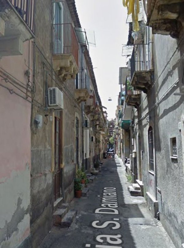 appartamento in vendita a Catania in zona Centro Storico
