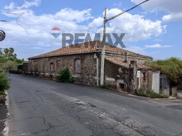 casa indipendente in vendita a Catania in zona Picanello