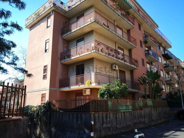 appartamento in vendita a Catania in zona Barriera del Bosco
