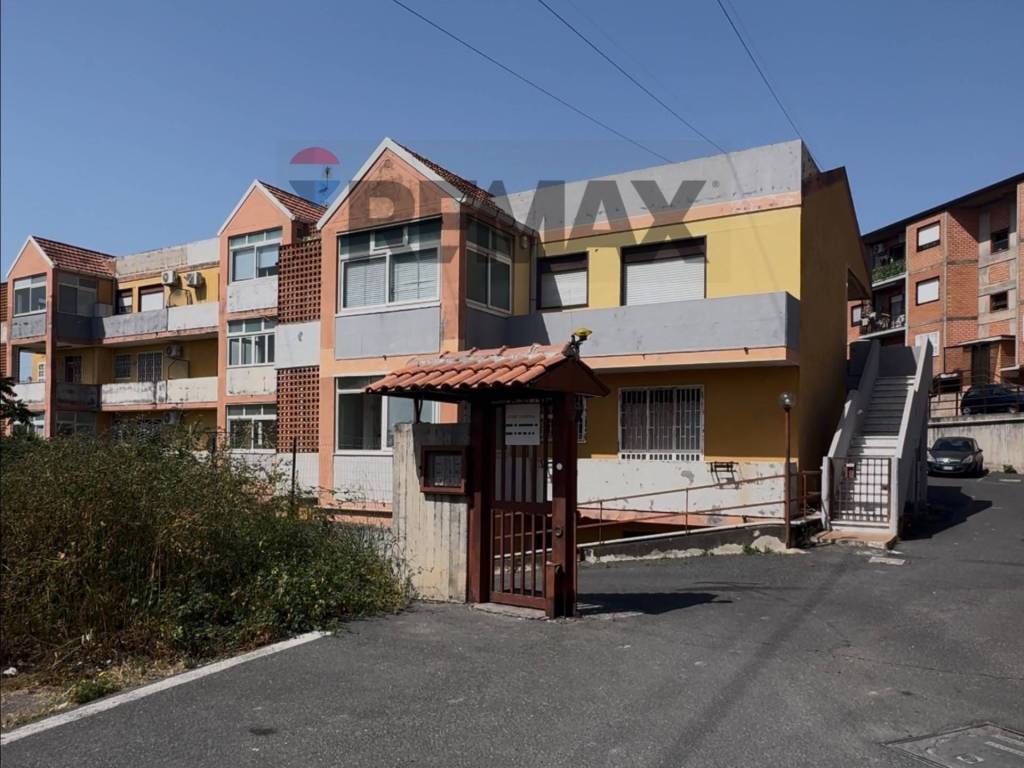 casa indipendente in vendita a Catania in zona Zona Industriale