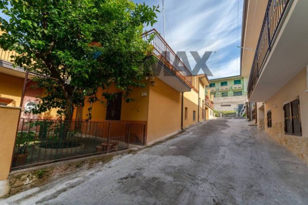 casa indipendente in vendita a Catania in zona San Nullo