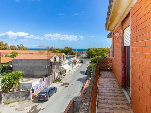 casa indipendente in vendita a Catania in zona Fontanarossa