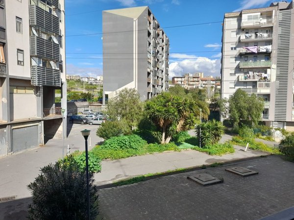 appartamento in vendita a Catania in zona Librino