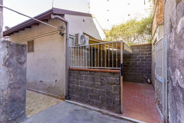 appartamento in vendita a Catania in zona Picanello