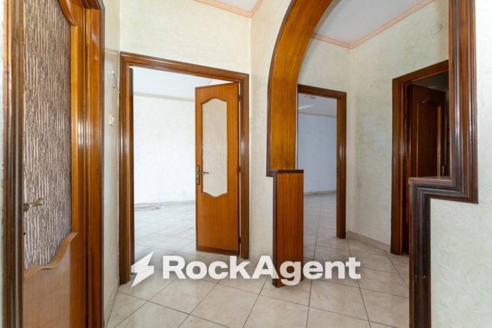 appartamento in vendita a Catania in zona Villaggio Sant'Agata