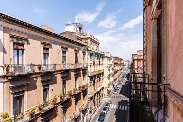 appartamento in vendita a Catania in zona Centro Storico