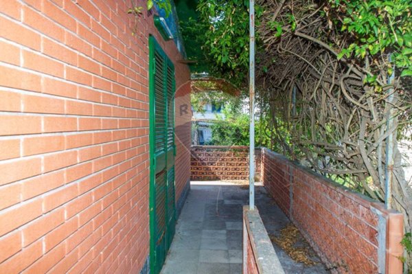 casa indipendente in vendita a Catania in zona Villaggio Delfino-Vaccarizzo