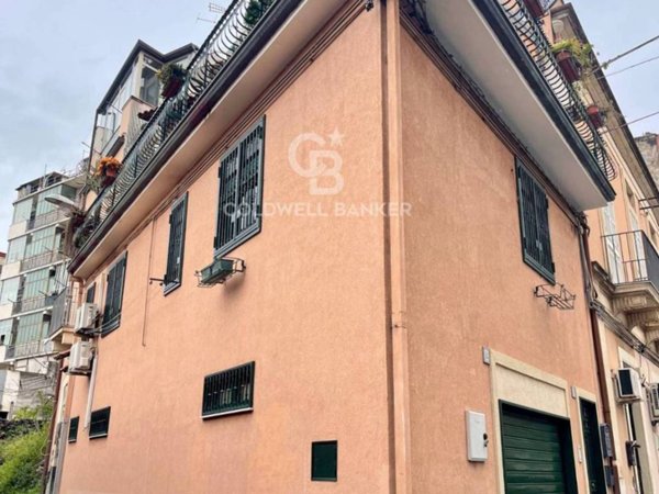 casa indipendente in vendita a Catania in zona Centro Storico
