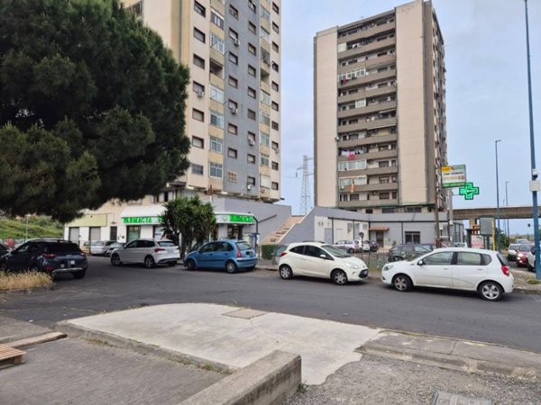 appartamento in vendita a Catania in zona Librino