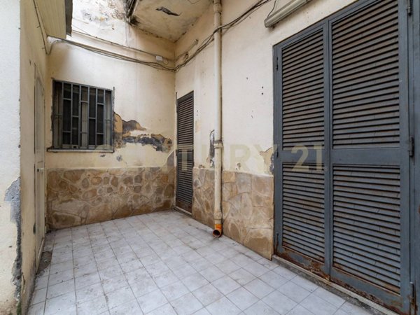 appartamento in vendita a Catania in zona Centro Storico